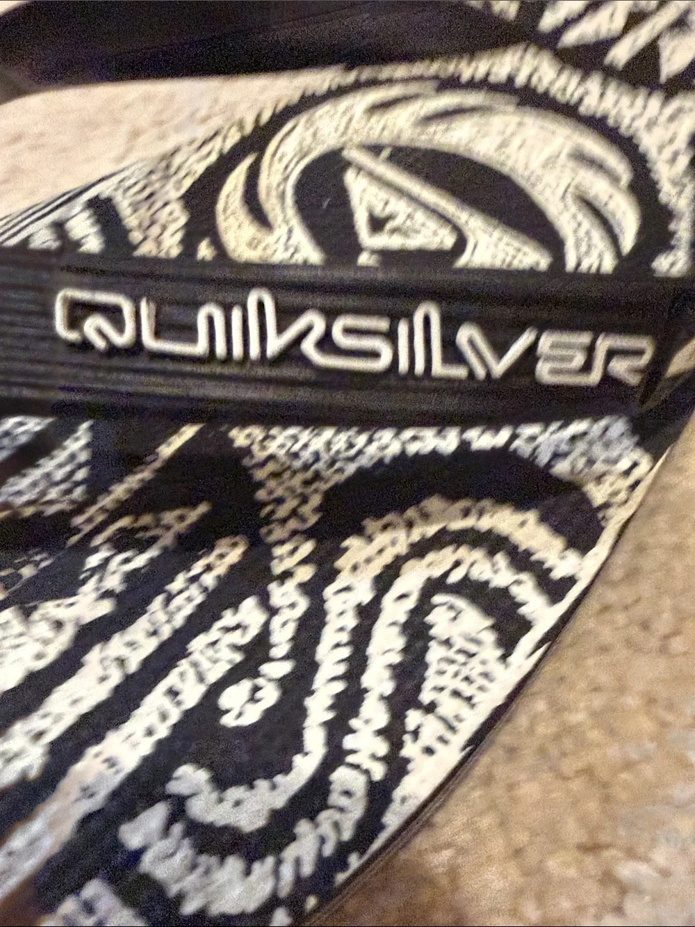 Quiksilver Men’s Black & White Tribal Print Flip Flops